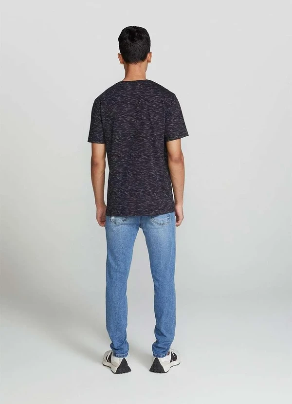 Hering - Camiseta Basica Masculina Regular em Flame Preto 5