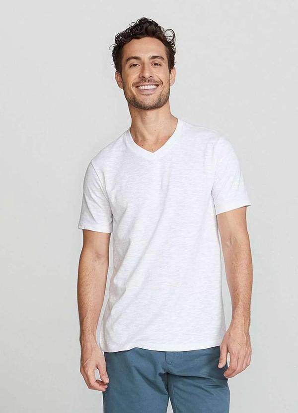 Hering - Camiseta Basica Masculina Slim em Flame Branco