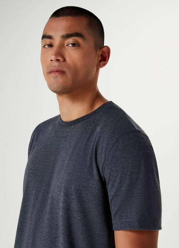 Hering - Camiseta Basica Unissex Mangas Curtas World Cinza 2