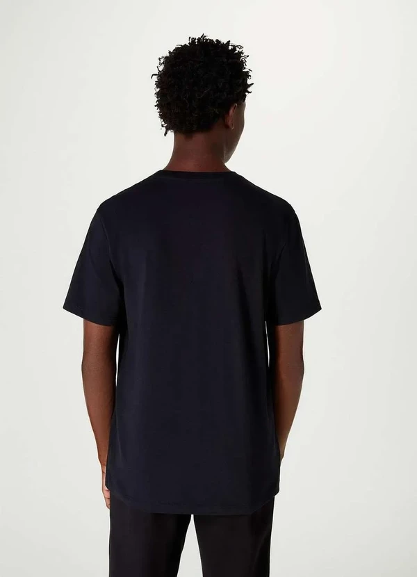 Hering - Camiseta Basica Unissex Mangas Curtas World Preto 3