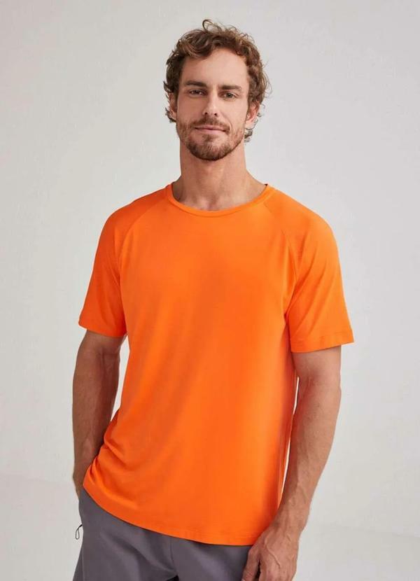 Hering - Camiseta Masculina Esportiva com Secagem Rapida Texturizada Laranja