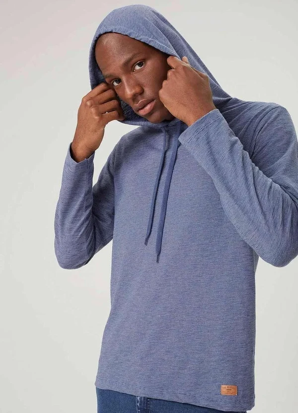 Camiseta Masculina Manga Longa com Capuz Azul - Hering Oficial