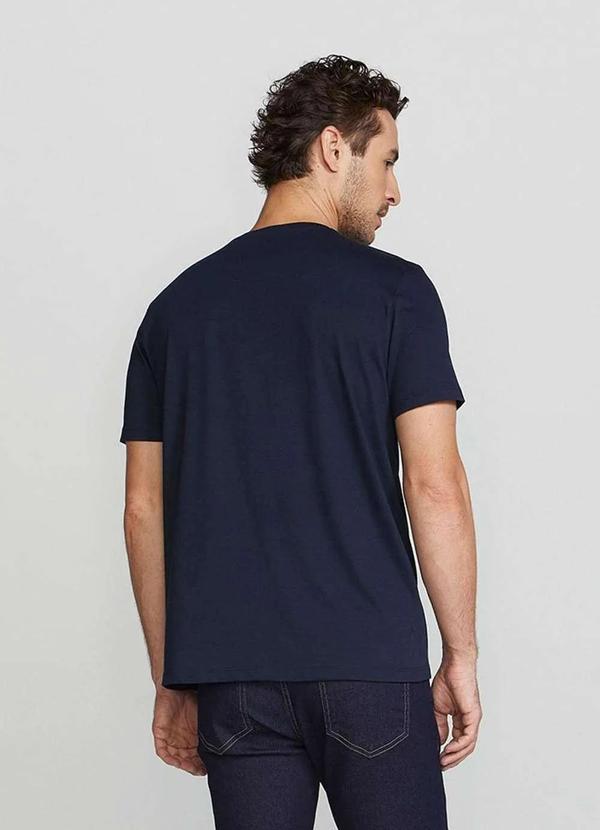 Hering - Camiseta Basica Masculina Manga Curta em Algodao Peruano Azul 2