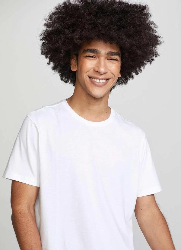 Hering - Camiseta Basica Masculina Manga Curta em Algodao Peruano Branco