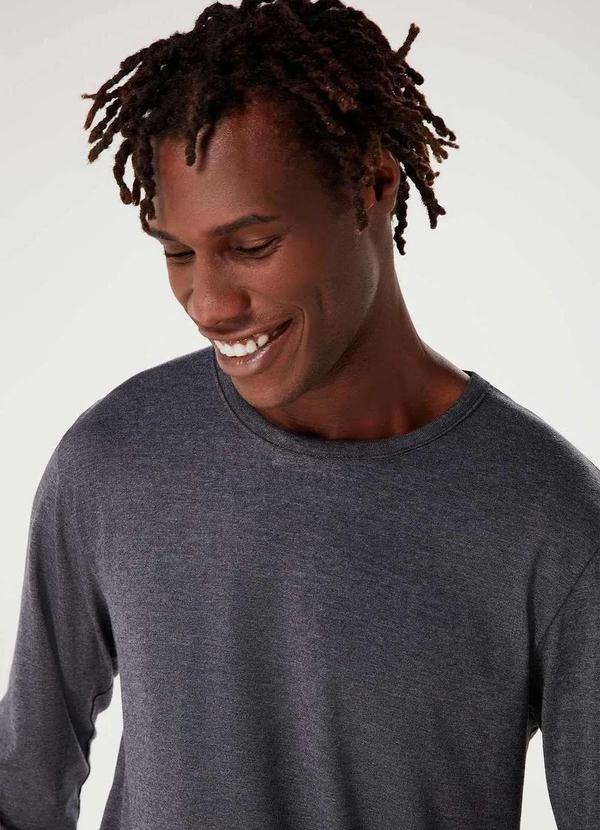 Hering - Camiseta Basica Masculina Slim Manga Longa Cinza