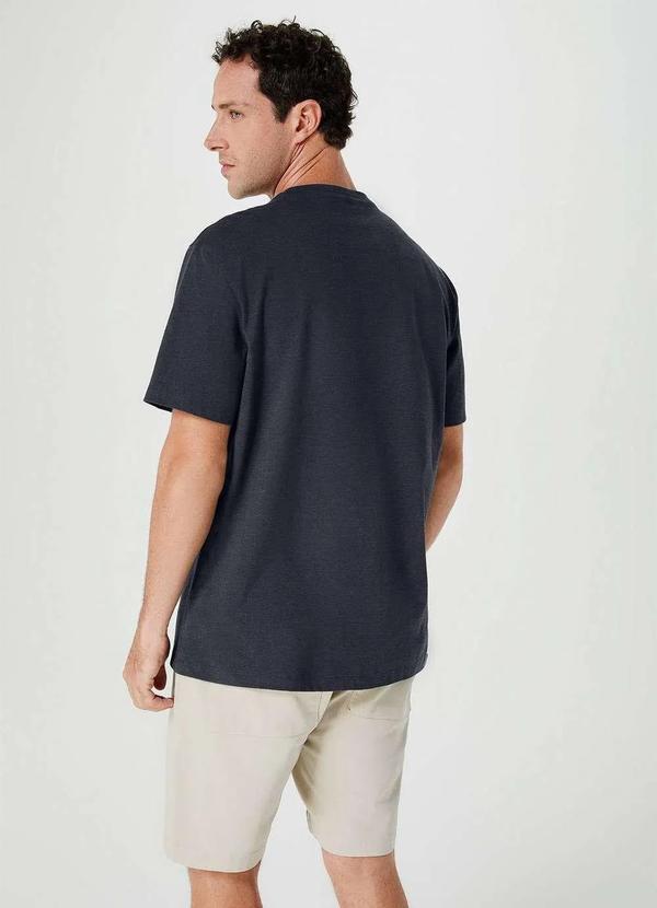Hering - Camiseta Basica Masculina Super Cotton com Bolso Cinza 4