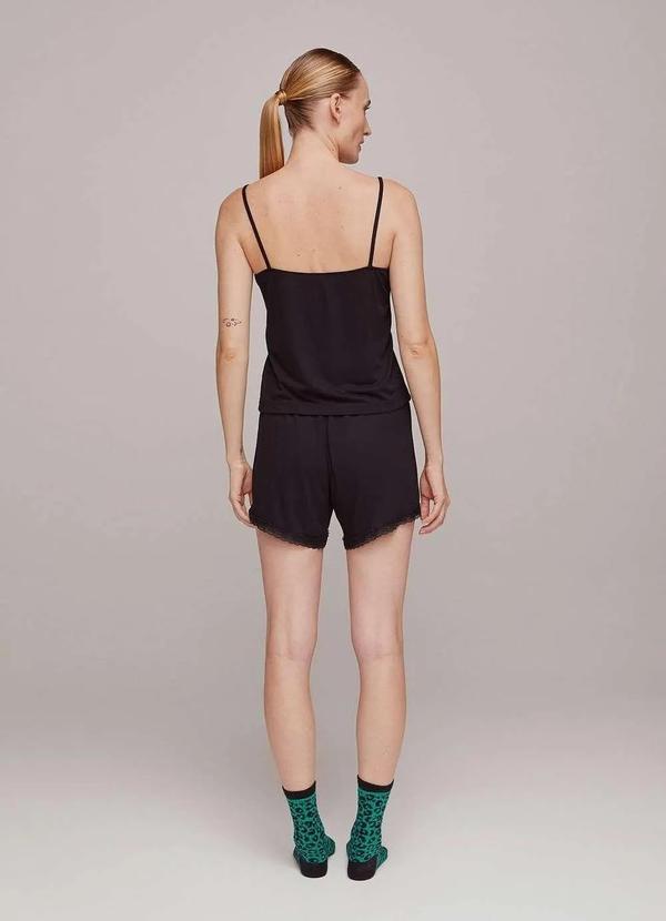 Hering - Pijama Feminino Curto com Regata e Shorts Preto 4