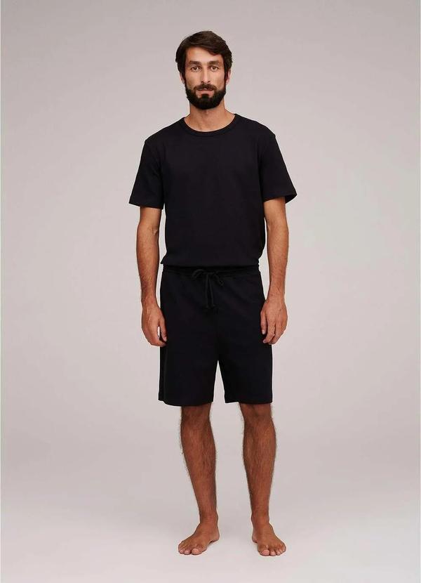 Hering - Pijama Masculino Curto em Supima Regular Preto