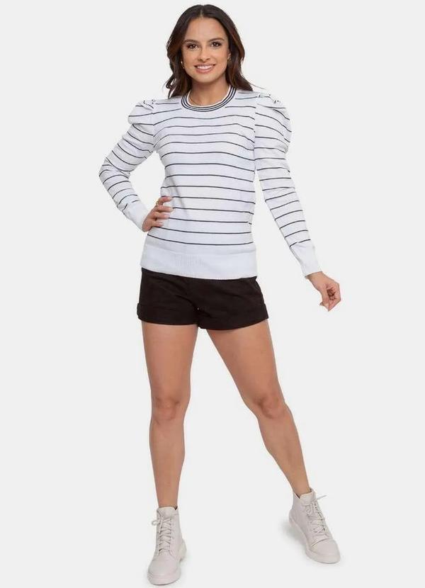 Pink Tricot - Blusa de Tricô Pink Tricot Listrada Modal Manga Bufante Feminina Branco/Preto