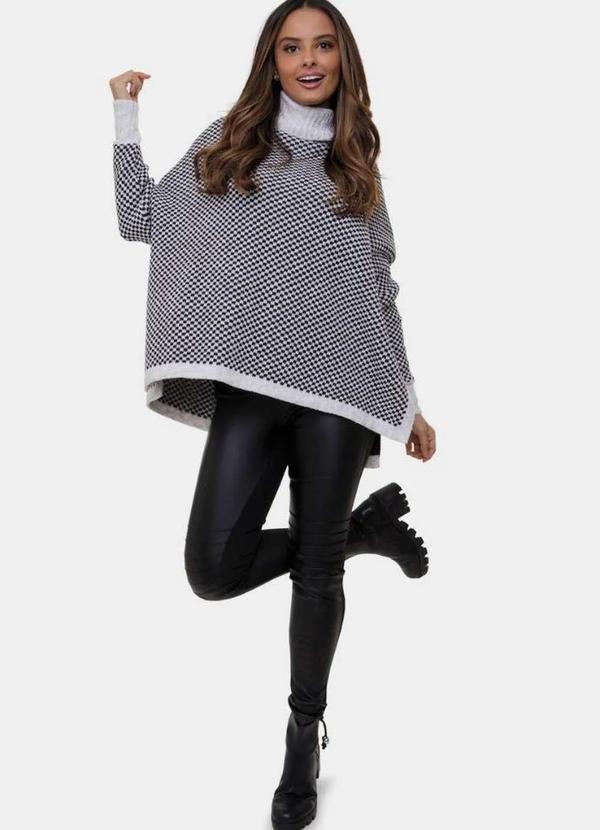 Pink Tricot - Poncho Pink Tricot de Tricô Mousse Xadrez e Gola Alta Feminino Branco