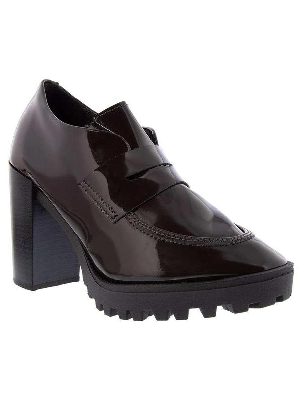 Moleca - Mocassim Moleca Plataforma Tratorado Verniz Marrom Marrom