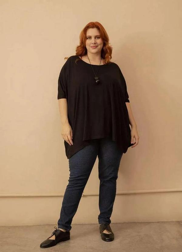 Bold - Blusa Ampla Plus Size Preto
