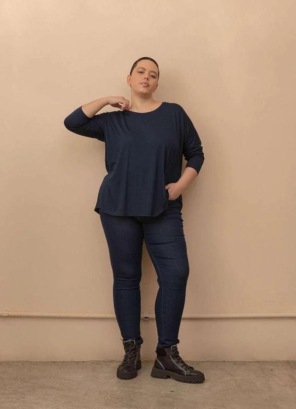 Bold - Blusa Evasê Manga Longa Plus Size Azul 2