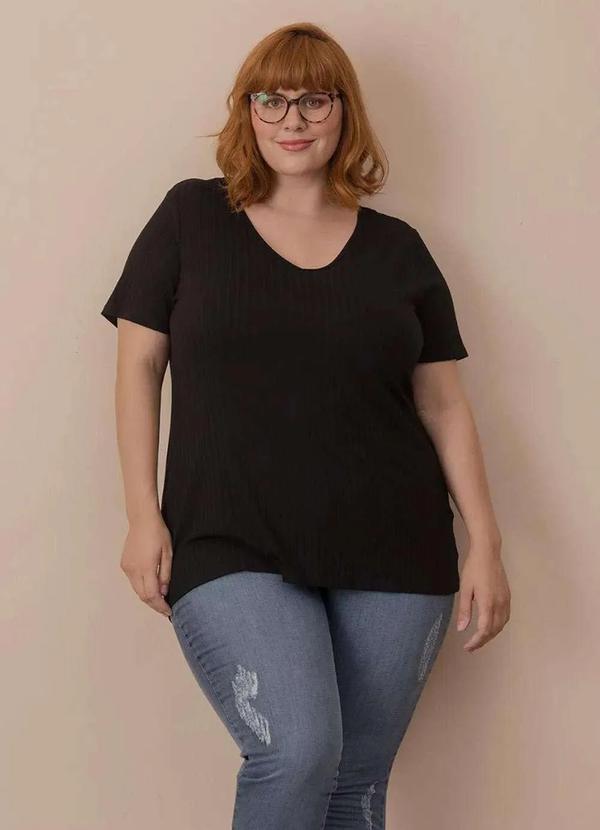 Wee! - Camiseta Canelada Plus Size Preto