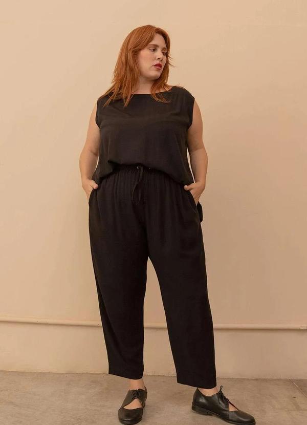 Bold - Calça Cenoura Manuela Plus Size Preto 8