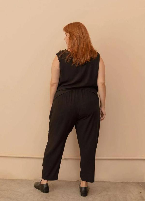 Bold - Calça Cenoura Manuela Plus Size Preto 6