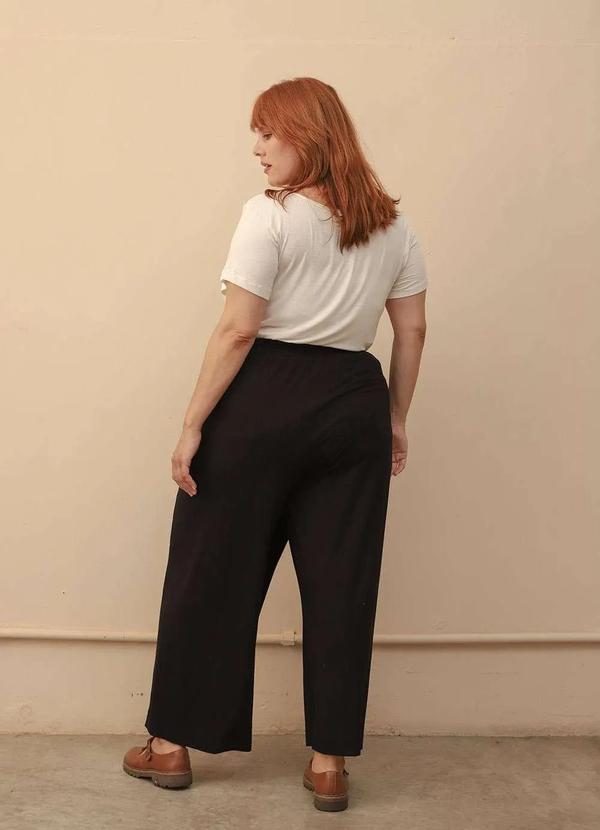 Bold - Calça Pantalona Saia Plus Size Preto 2