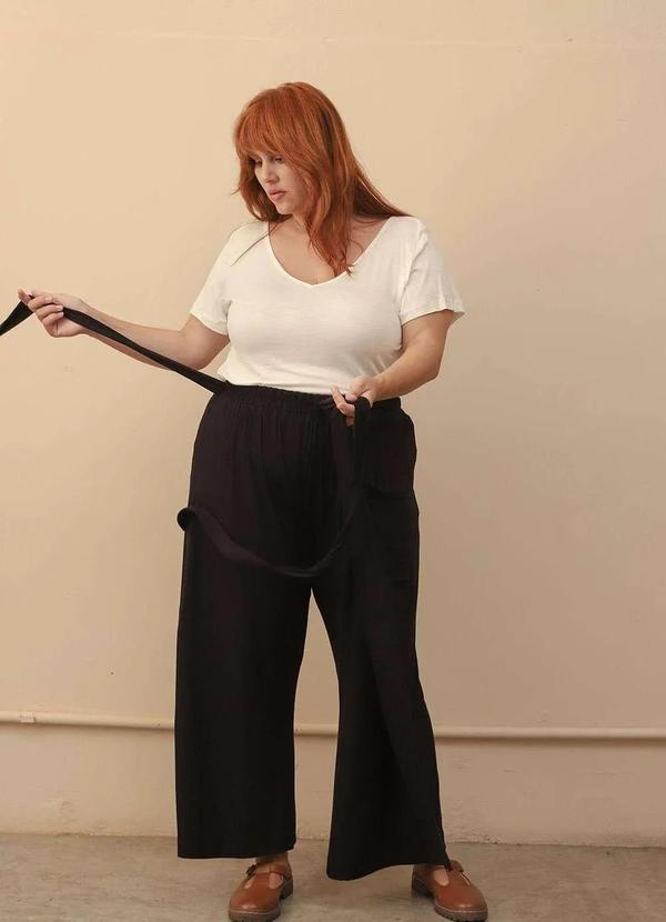 Bold - Calça Pantalona Saia Plus Size Preto 5