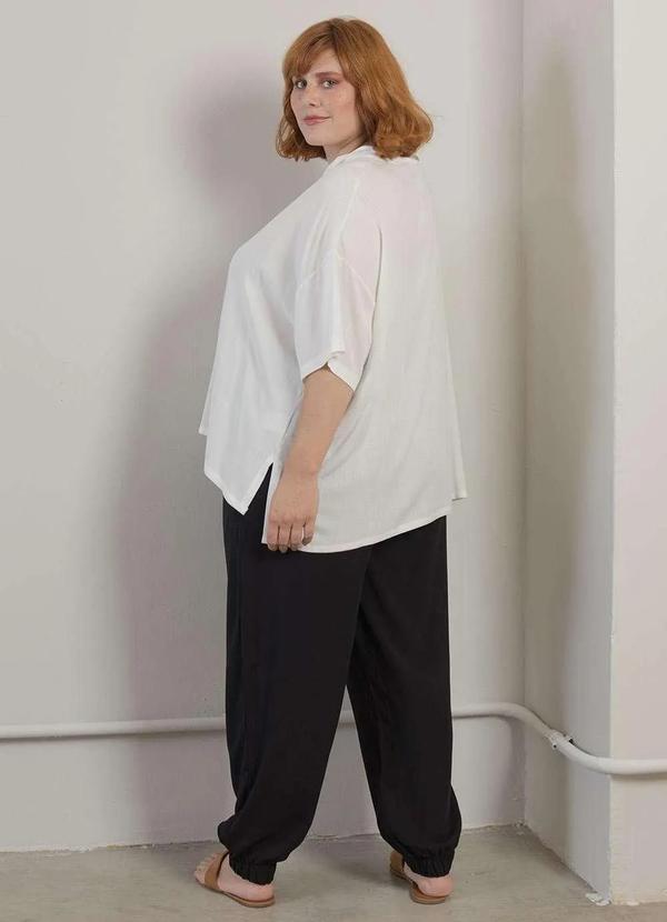 Bold - Camisa Débora com Pespontos Plus Size Branco 6