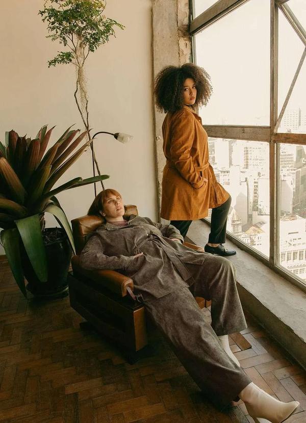 Bold - Parka Alfaiataria Veludo Cotelê Plus Size Amarelo 4