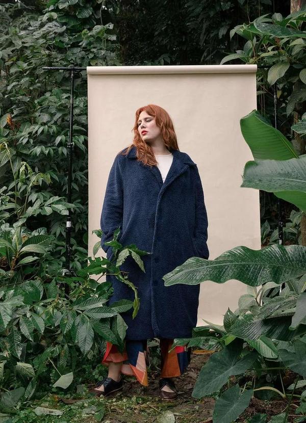 Bold - Sobretudo Sherpa Plus Size Azul