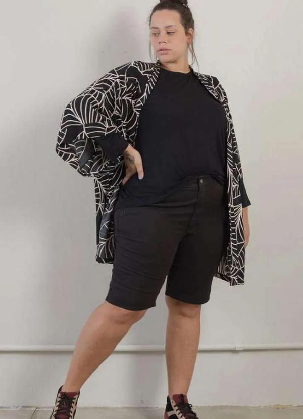 Wee! - Bermuda Jeans Ciclista Plus Size Preto