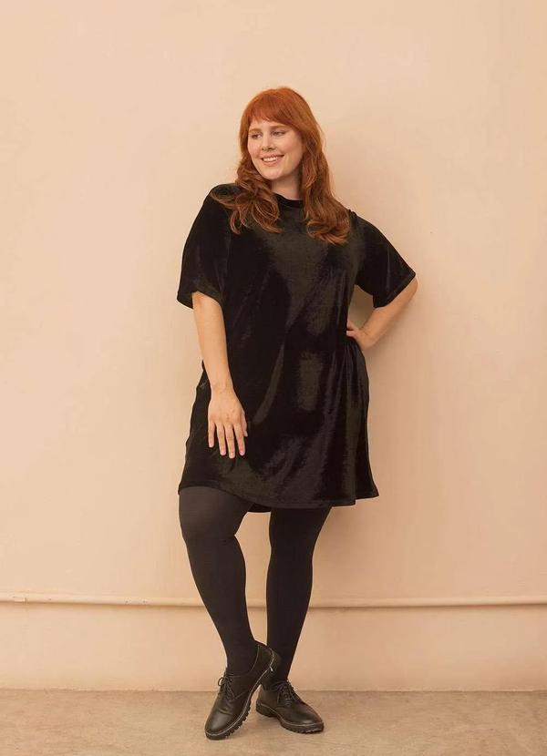 Bold - Vestido Evasê Veludo Plus Size Preto 6