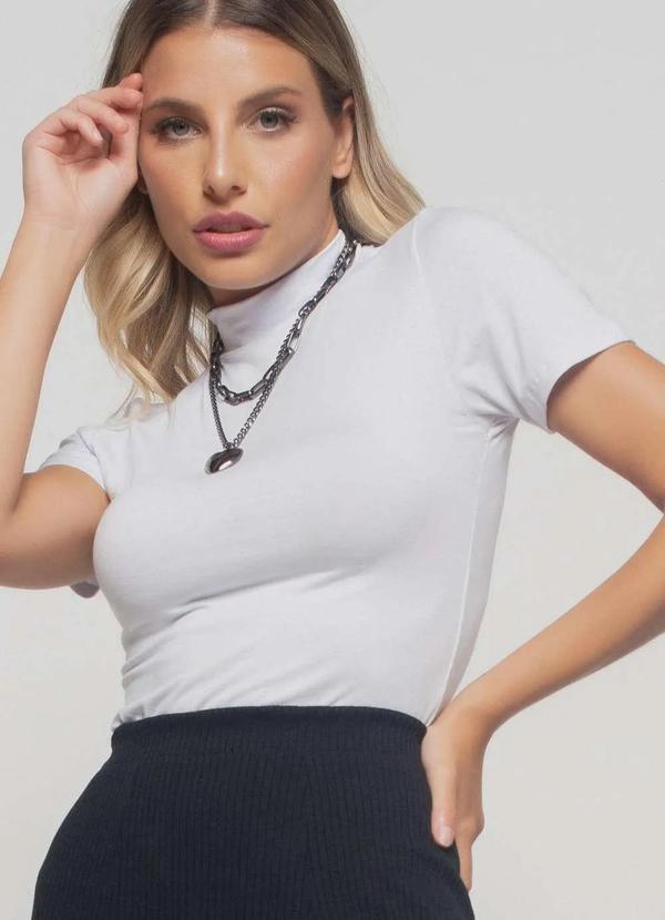 Salvatore Fashion - Blusa Gola Alta Manga Curta Malha Fashion Branco