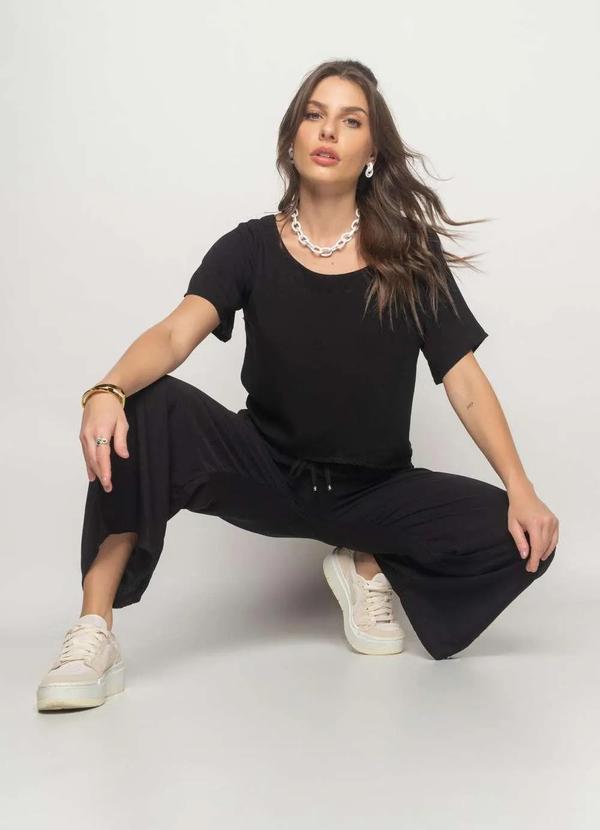 Salvatore Fashion - Cropped Gola Canoa Viscolinho Fashion Preto