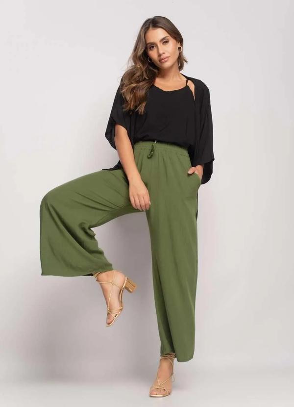 Salvatore Fashion - Calça Wide Leg Viscolinho com Bolso  Fashion Verde