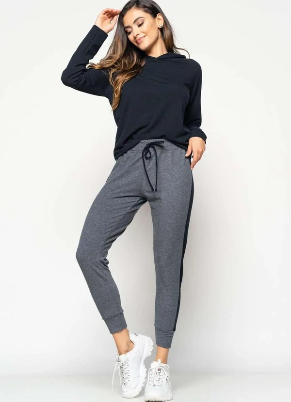 Salvatore Fashion - Casaco Comfy com Capuz Moletinho Fashion Preto 4