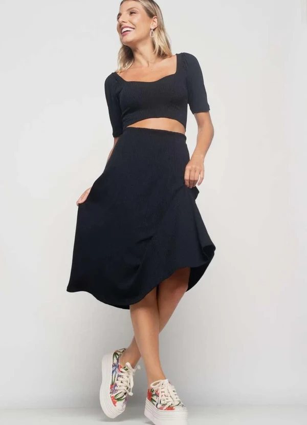 Salvatore Fashion - Saia Midi Godê Canelada Fashion Preto 4