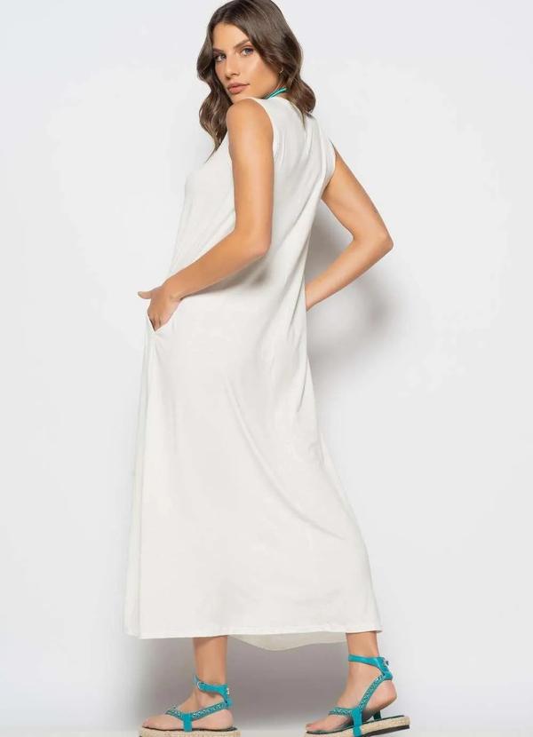 Salvatore Fashion - Vestido Longo Regata com Bolsos Bege 4