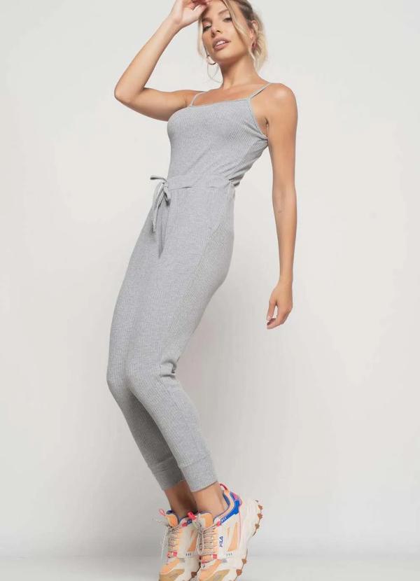 Salvatore Fashion - Conjunto Comfy com Regata Alcinha e Jogger Canelada Fashion Cinza 1