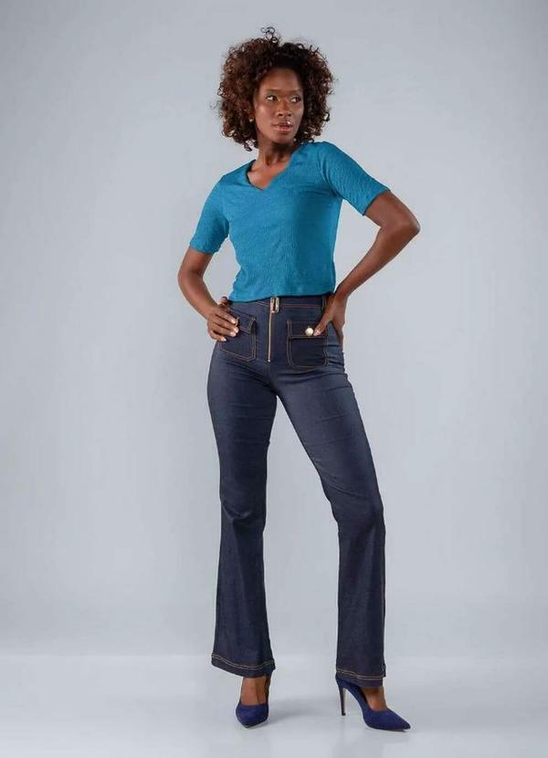 Lamis - Blusa Texturizada Curta Decote V Azul