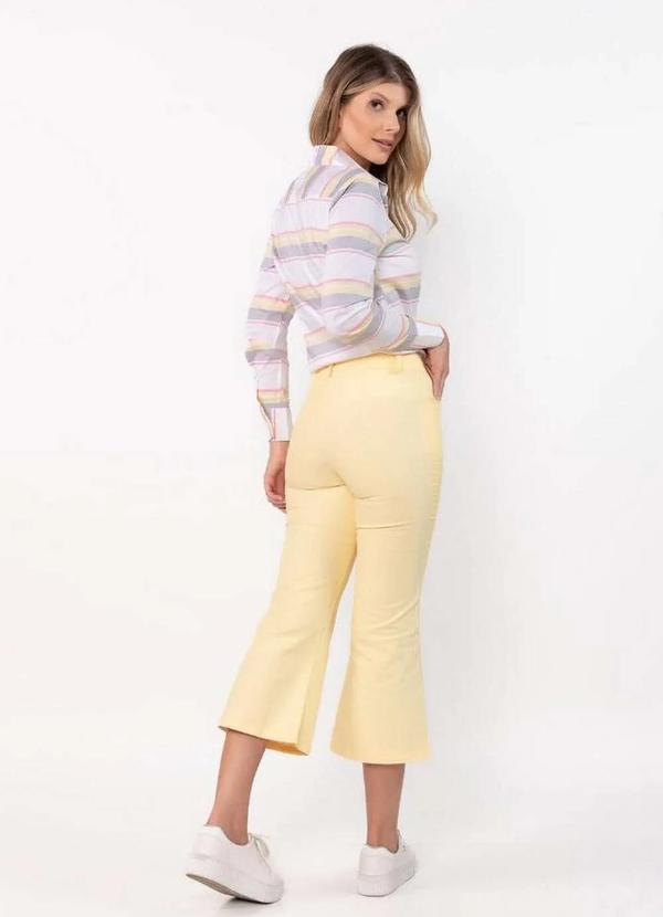 Lamis - Calca Capri Sarja Cintura Alta Amarelo 4