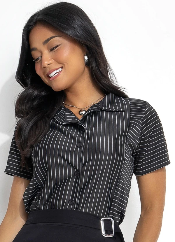 Rosalie - Camisa Listrado Preto e Branco em Malha