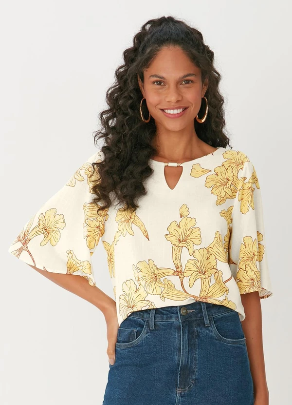 Malwee - Blusa Bata Floral Maquinetada Amarelo Claro