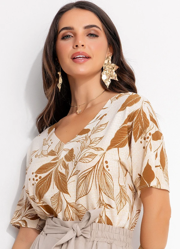 Quintess - Blusa Folhagem Natural em Malha de Viscose