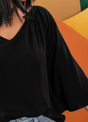 Quintess - Blusa Preto em Viscose Plana - QUINTESS