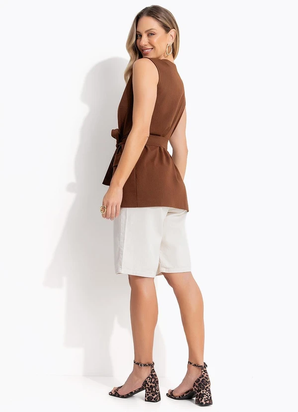 Quintess - Bermuda Jeans Off White Cintura Alta Modelagem Reta 100% Algodão 9