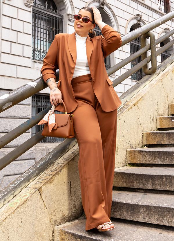 Quintess - Blazer Alongado Avelã em Alfaiataria 8