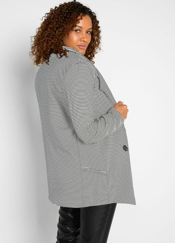 Queima Estoque - Blazer Alongado com Botão Preto/Branco 2