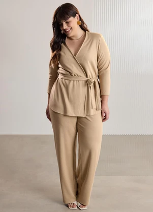 Lunender Mais Mulher - Blazer Alongado Plus Size Risca de Giz Bege - LUNENDER MAIS MULHER