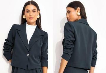 Blazer Azul Marinho em Alfaiataria