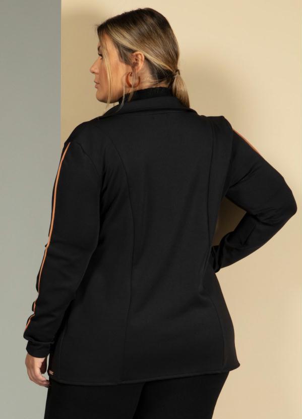 Quintess - Blazer com Friso Contrastante nas Mangas Preto 6