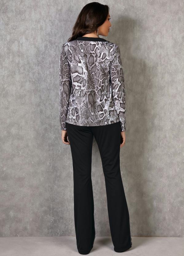 Outlet - Blazer Estampa Cobra com Gola Contrastante 5