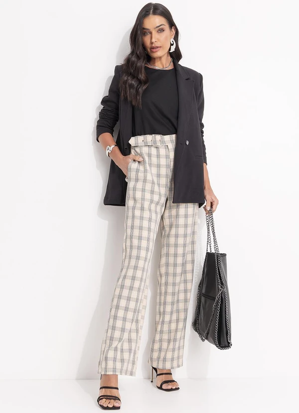 Svela - Blazer Preto em Poliester com Elastano 6