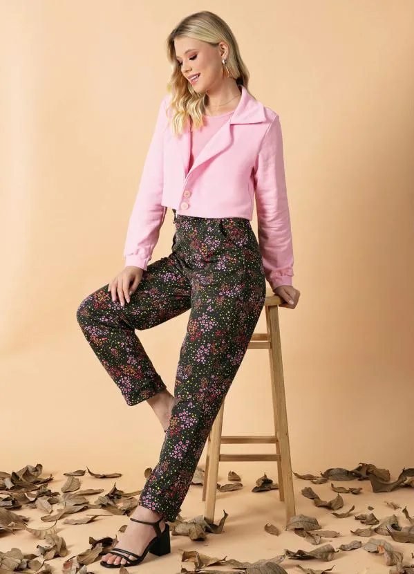 Moda Pop - Blazer Rosa com Fechamento dos Botões e Gola 8