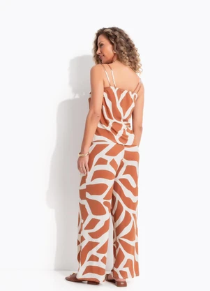 Quintess - Blusa Abstrata Marrom em Malha de Viscose - QUINTESS
